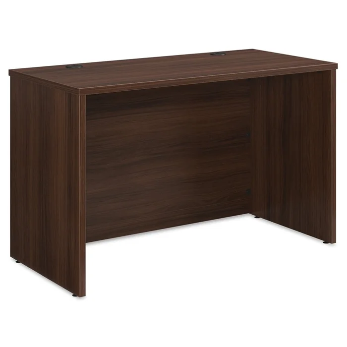 Affirm 47.17 Commercial Grade Office Desk – Noble Elm|Bureau Affirm de 47,17po de qualit commerciale – orme noble