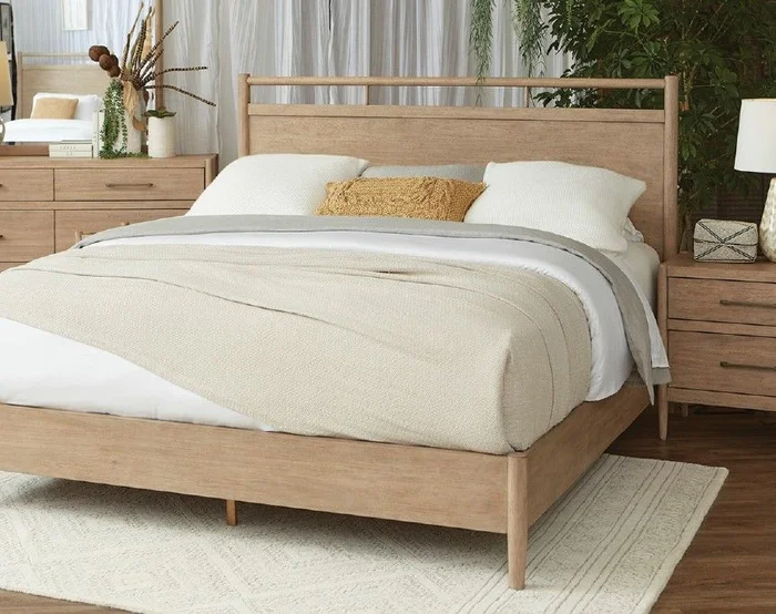 Aspenhome Shiloh Cal King Panel Bed in Champagne