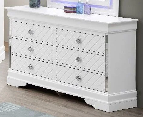 Glory Furniture G6790C Dresser in White G6790-D