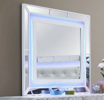 Glory Furniture G8180A Mirror in Silver White G8180-M