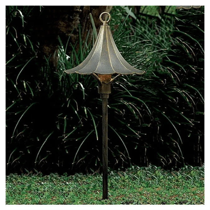 Hanover Lantern 6302 Landscape Lighting Traditional Line Voltage Outdoor Landscape Light