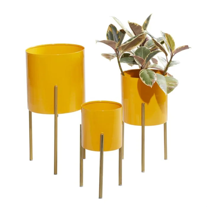 UMA Yellow Metal Indoor Outdoor Planter with Removable Stand, Set of 3 12″, 14″, 18″H | 51978