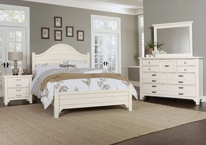 Vaughan-Bassett Bungalow 2pc Arch Bedroom Set in Lattice